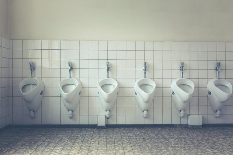 hydration affects bathroom frequency