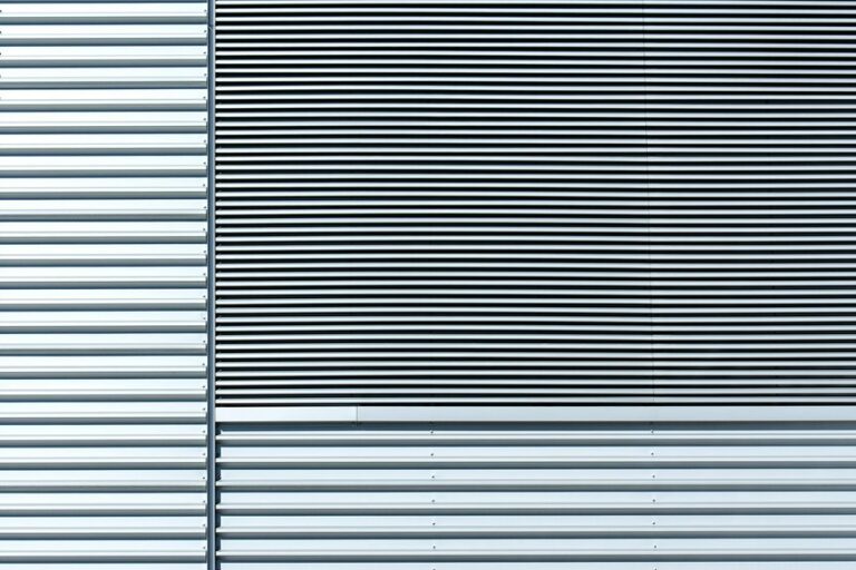painting exterior aluminum trim