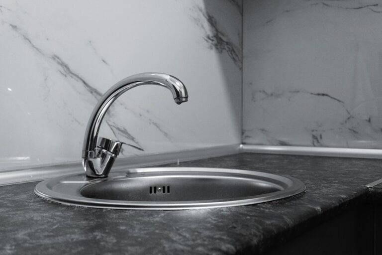 remove grohe kitchen faucet